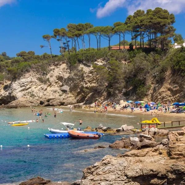 Camping Village Le Calanchiole, hotel in Capoliveri