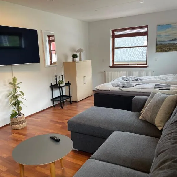 Hyggelig lille lejlighed, hotel v mestu Tórshavn