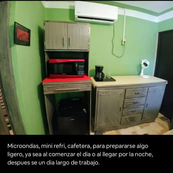 Habitación Petit Independiente Súper AC Río Nazas, ξενοδοχείο σε Ματαμόρος