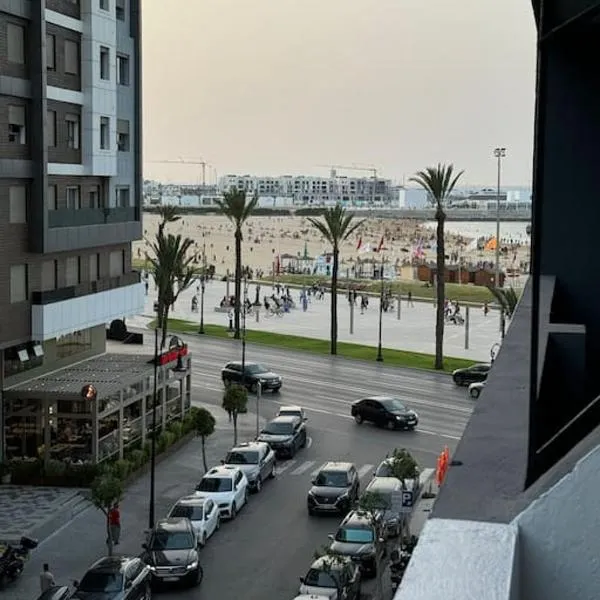 Le Petit Riad Coeur du centre de Tanger Corniche, hotel v destinaci Tanger