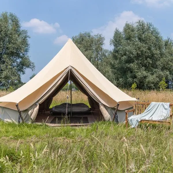 Rosephine Glamping, готель у місті Lievegem