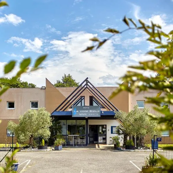 Hotel La Voile Bleue, hôtel à La Richardais