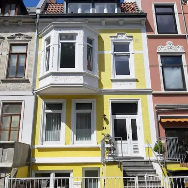 Gemütliche Wohnung mit geteiltem Essbereich am Rande des Bremer Viertel, Hotel in Bremen