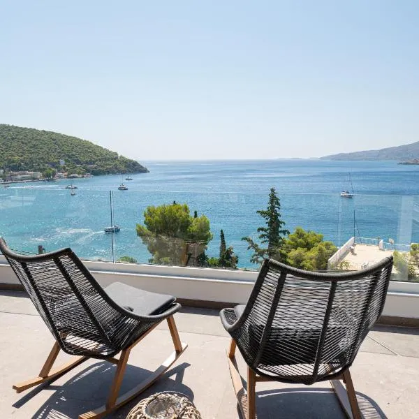 SEMIRAMIS Luxury Apartments, ξενοδοχείο στον Πόρο