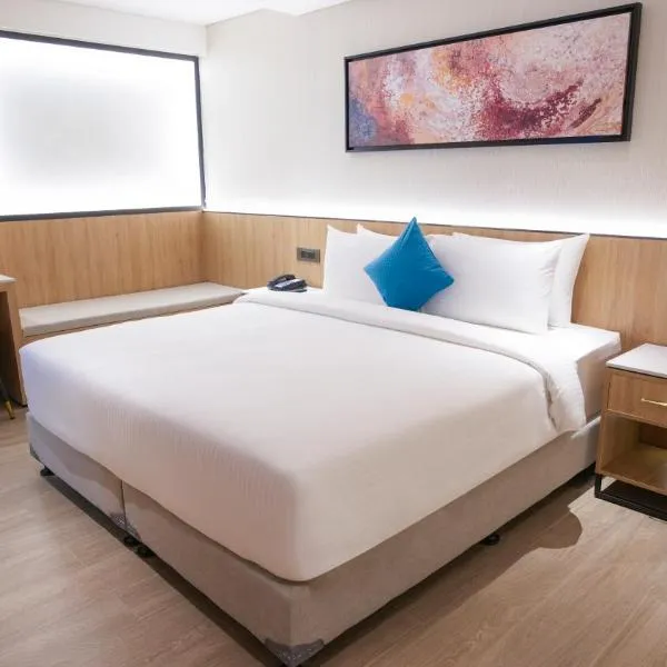 Transit by Encalm - Nap and Shower, hotel di Shamshabad