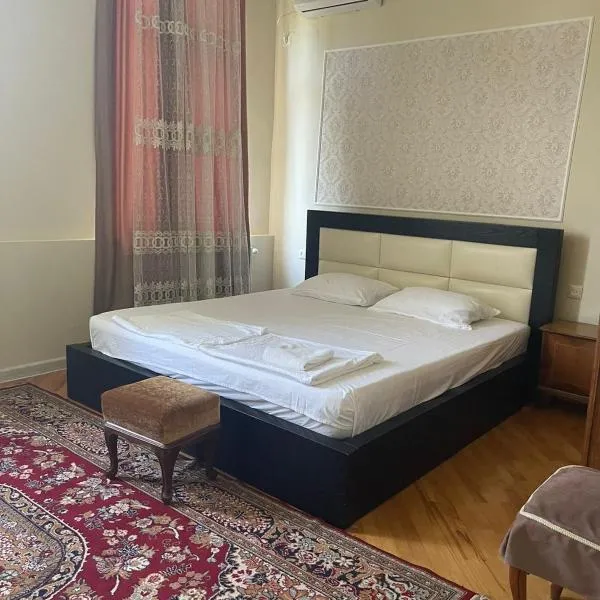 Cozy Stay in Zugdidi, hotel in Zugdidi