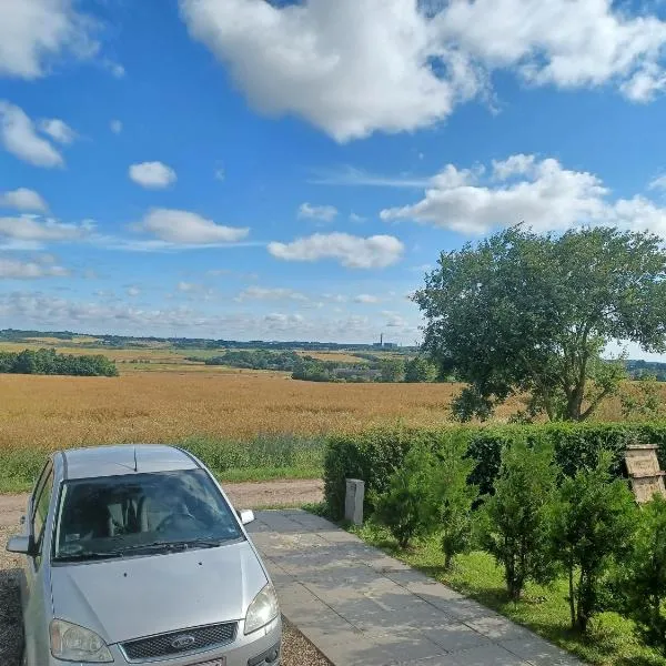 Kasted Hills Aarhus, ξενοδοχείο σε Tilst