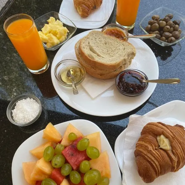 Hotel Noel, khách sạn ở Vlorë