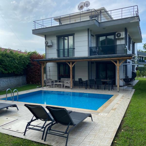 Gölyolu villa Yıldız