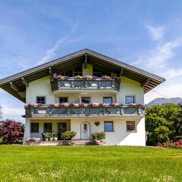 Gästehaus Weber, hotel a Oberperfuss