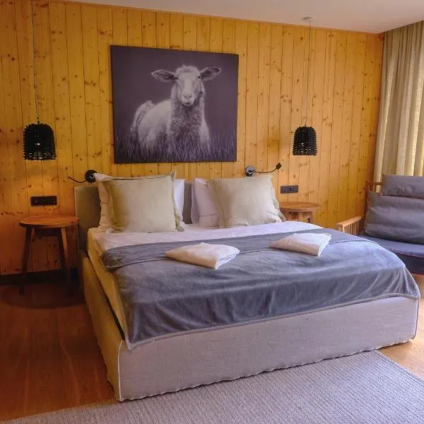 1 CHALET Lucia - Ski-In Ski-Out - Jasná Center, hotel v destinaci Liptovský Mikuláš