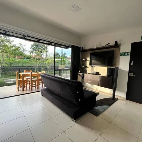 C311Espectacular Apartamento, Condominio Campestre, hotel a La Tebaida