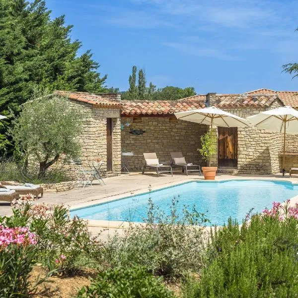 Le Mas de Caroline、ガルガのホテル