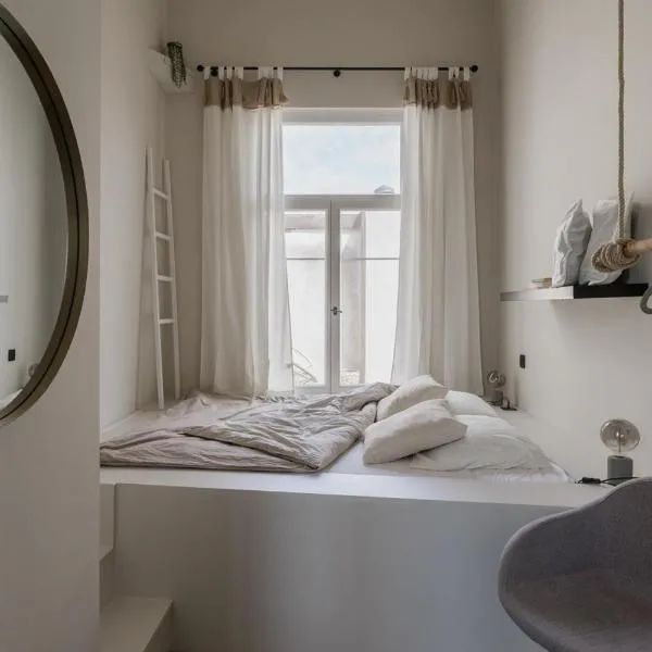 Mooi licht appartement in bruisend Antwerpen!、アントワープのホテル