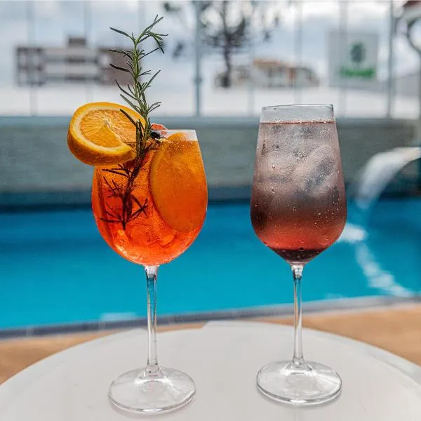 FIKA Residence, hotel in Dois Irmãos