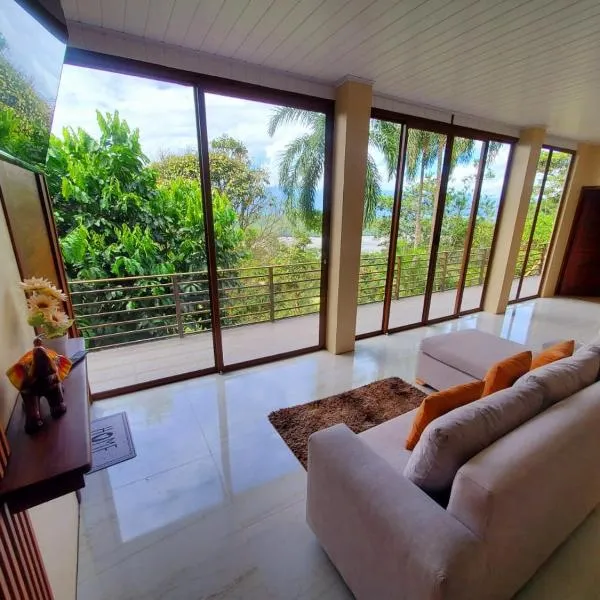 Suite vista hermosa apartament，Macas的飯店