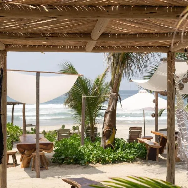 Casa Chula Hotel Boutique Frente al Mar, hotel in Tierra Blanca
