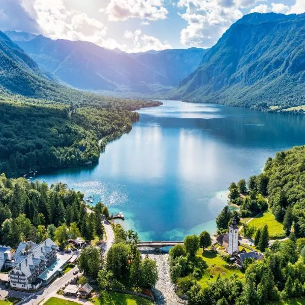 Hotel Jezero, hotel v destinaci Bohinj