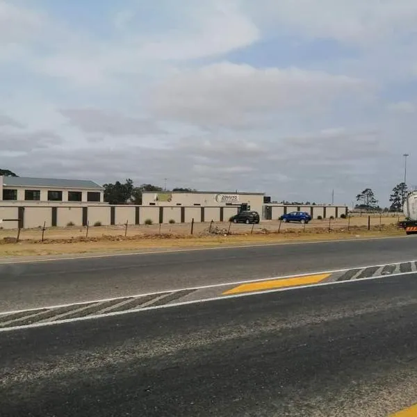 Zovuyo Hotel, hotel in Butterworth
