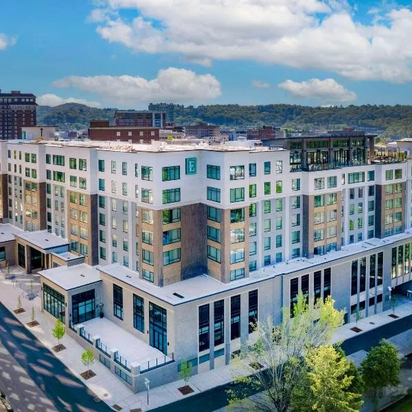 Embassy Suites By Hilton Asheville Downtown, hotel in Asheville