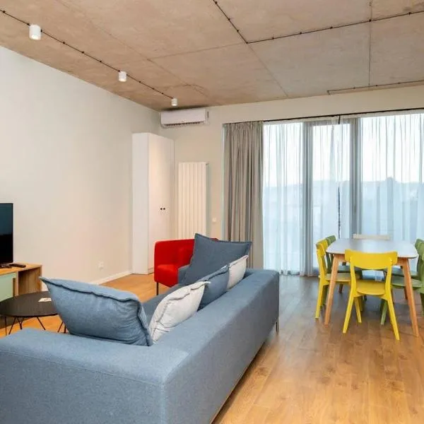 Stylish 2 BR 2 Balconies Apartment In Old Tbilisi, hotel en Tiflis