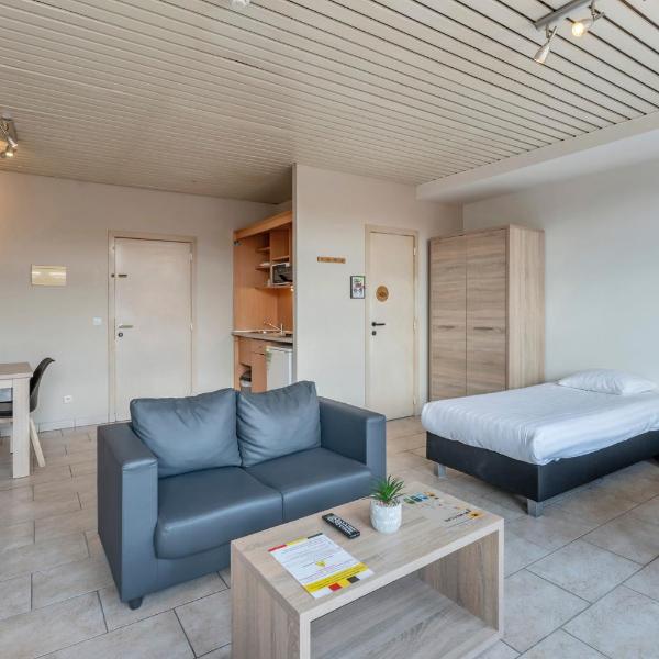 Condo Gardens Brussels, Брюссель