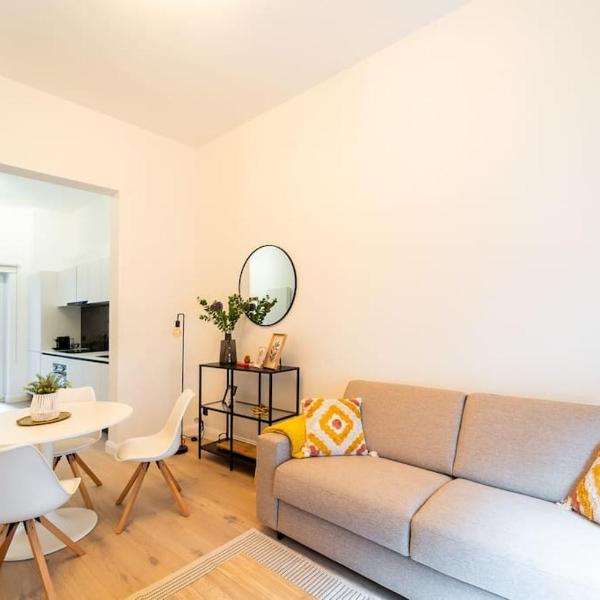 Your Antwerp Adventure Sleeps 4, Antwerpia