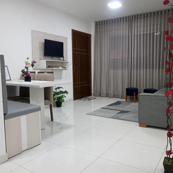 Apartamento completo 3 quartos Suíte Sala Cozinha Lavanderia e perto de tudo, хотел в Витория да Конкиста