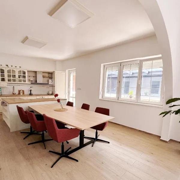 Biomade, ξενοδοχείο στην Πράγα