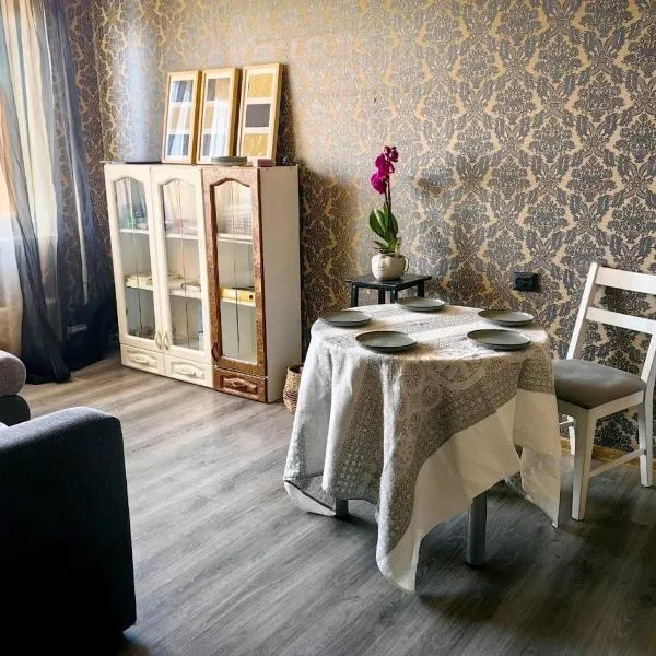 3 istabu dzīvoklis, hotel in Preiļi