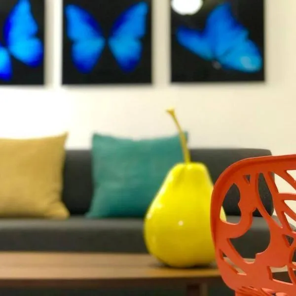 GroveO6 10 minutes from the Beach, hotel in Miami