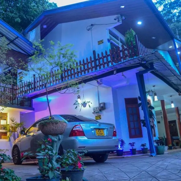 New Blue Home, hotel in Ella