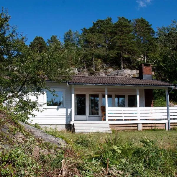 Viesnīca Granly pilsētā Sannefjūra