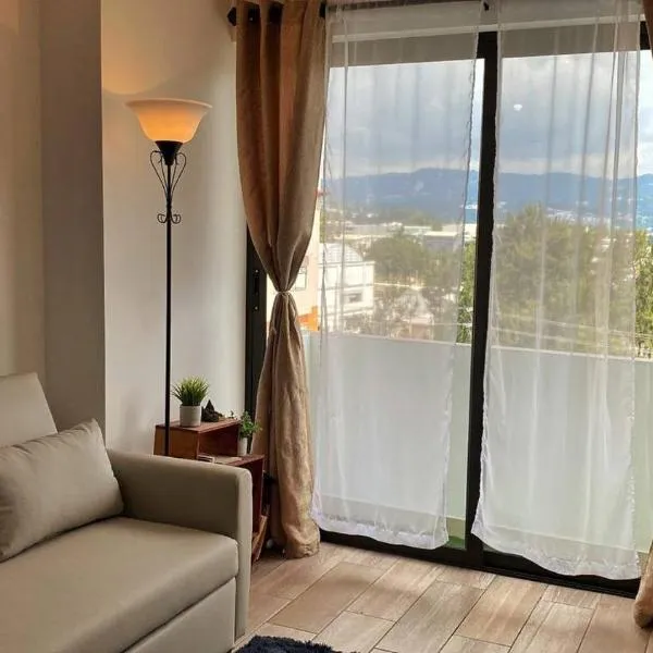 Apartamento Grande en zona 12 Ciudad de Guatemala Petapolis, hotel a Guatemala