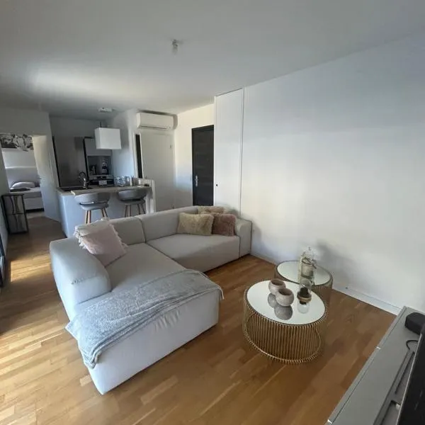 Appartement T2 très bon standing !, hotel v Ajacciu