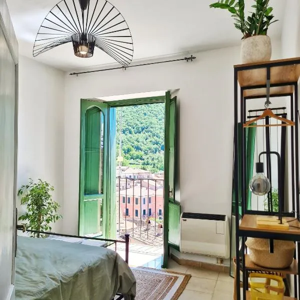 La Finestra Sui Tetti, hotel v destinaci San Donato Val di Comino