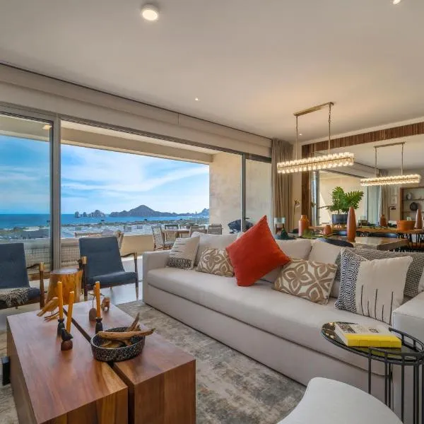Luxury Condo with Ocean View, Balcony, and Pool, hotel v destinaci Cabo San Lucas