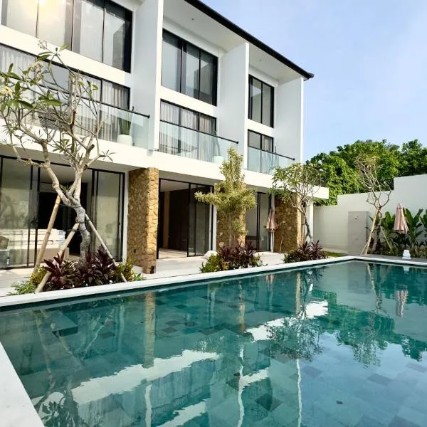The R Apartment Pererenan, מלון בקנגו
