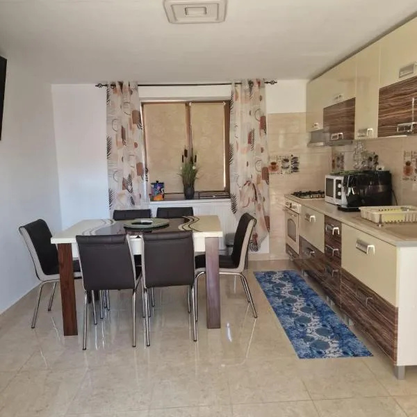 Mica căsuța, hotel in Jurilovca