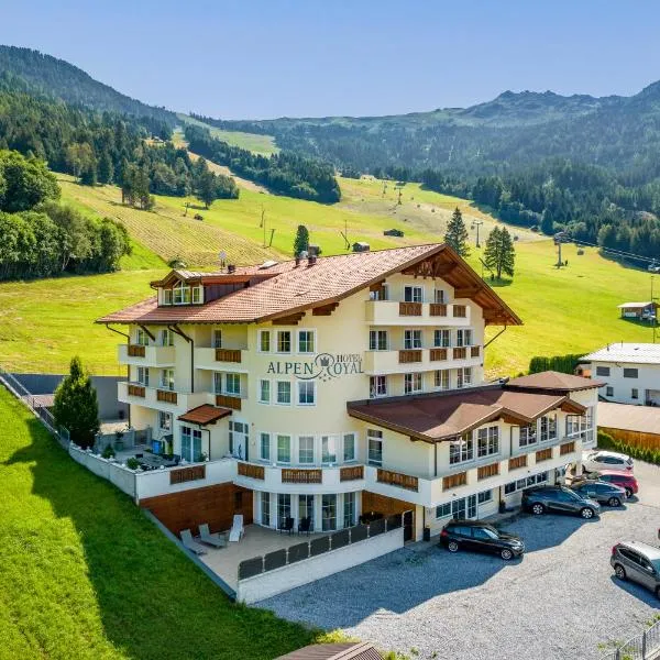 Hotel Alpen-Royal, hotel en Jerzens