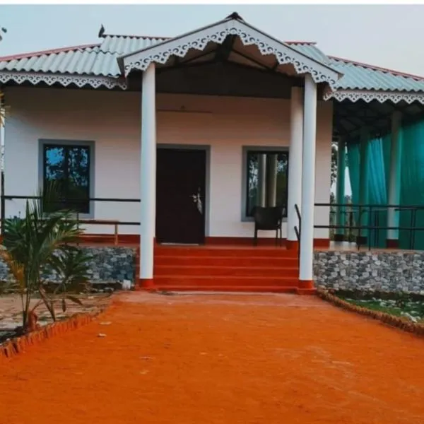 Krishna Farms and Village Resort, hotel in Siliguri