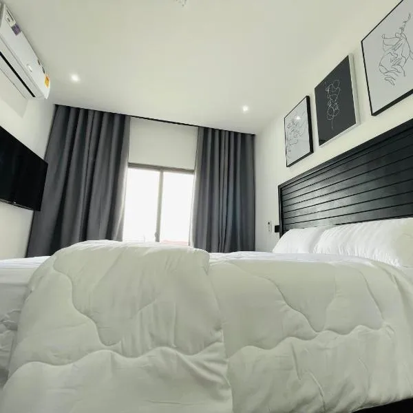 Yaven Heights Hotel, hotel in Koforidua