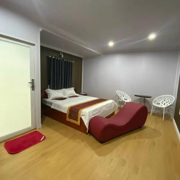 Motel Happy House, hotel in Bạc Liêu