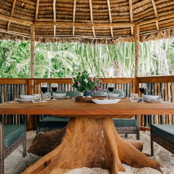 Aore Paradise - Near Santo, Vanuatu, hotel en Aore Island