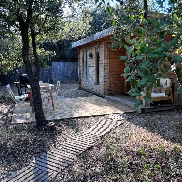Éco Lodge - Nature et Spa, hôtel à Aurons