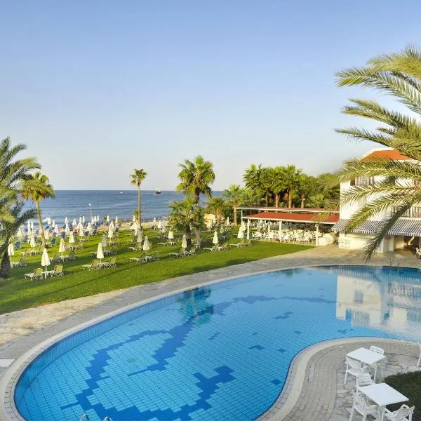 Akti Beach Hotel & Village Resort, hotel in Paphos