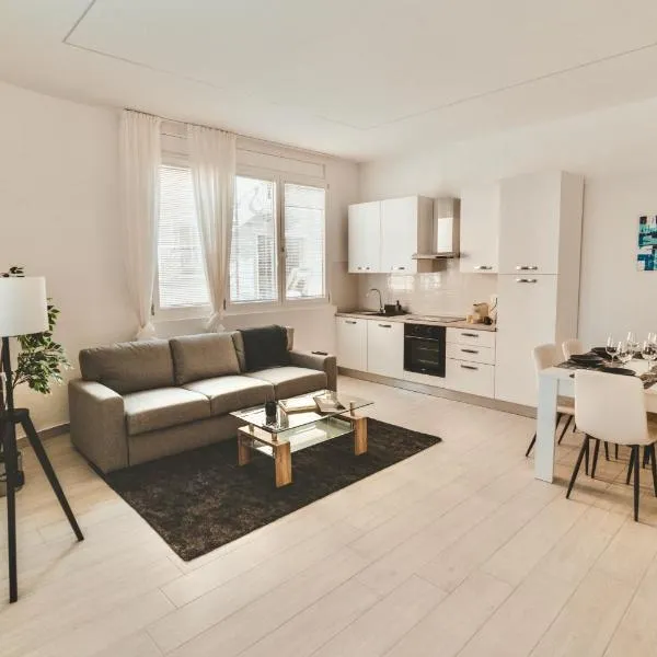 Exclusive Luxury Home with Private Parking, hotel v Ravenně