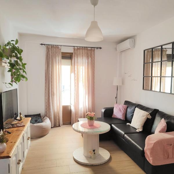 Bonito piso céntrico con WIFI y terraza, Ронда
