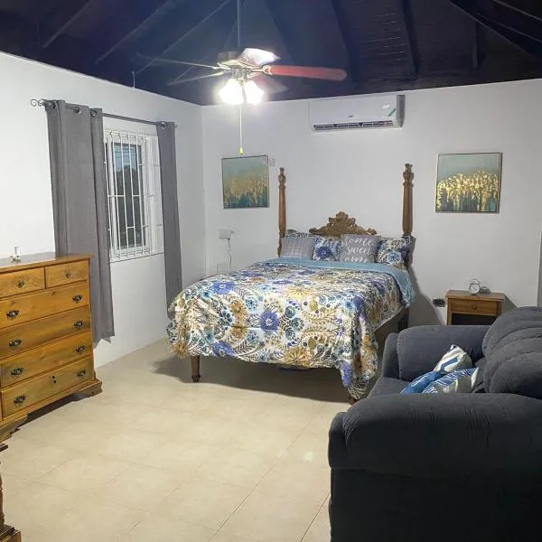 Haven Escape near Montego Bay, hotel di Merrywood