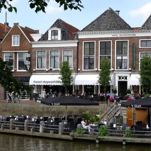 Hotel Café Restaurant De Posthoorn, Hotel in Dokkum